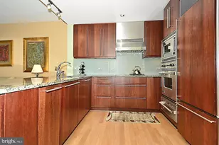 2001 15th Street N, Arlington, VA 22201 - Photo 1
