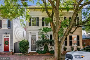 210 Gibbon St, Alexandria, VA 22314 - Photo 1