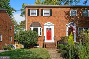 14 E Myrtle St, Alexandria, VA 22301 - Photo 1