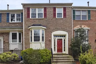 7 Carriage House Cir, Alexandria, VA 22304 - Photo 1