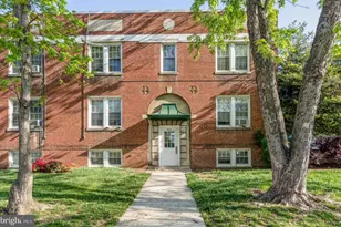 402 E Glendale Ave, Alexandria, VA 22301 - Photo 1