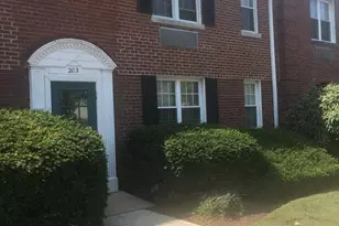 203 E Glebe Rd, Alexandria, VA 22305 - Photo 1