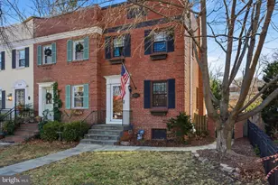 1120 Powhatan St, Alexandria, VA 22314 - Photo 1