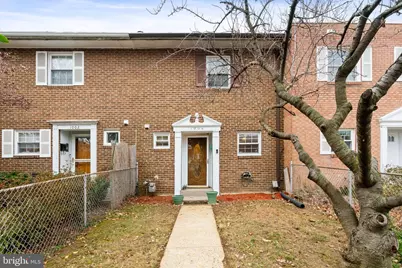 1004 Colonial Avenue, Alexandria, VA 22314 - Photo 1