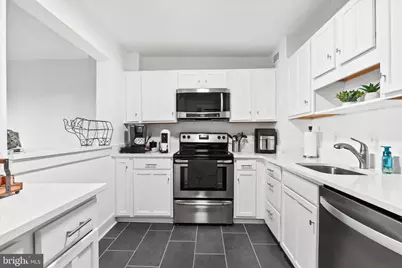 200 N Pickett Street #1013, Alexandria, VA 22304 - Photo 1