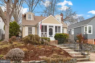 106 E Maple St, Alexandria, VA 22301 - Photo 1