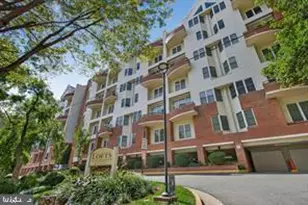 301 S Reynolds St, Alexandria, VA 22304 - Photo 1