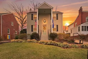 1608 Crestwood Dr, Alexandria, VA 22302 - Photo 1