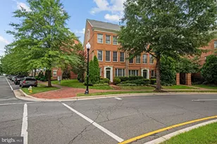 172 Cameron Station Blvd, Alexandria, VA 22304 - Photo 1