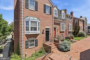 2701 Franklin Ct, Alexandria, VA 22302 - Photo 1