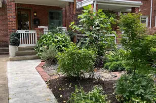 418 N Henry St, Alexandria, VA 22314 - Photo 1