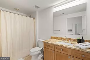 1115 Cameron, Alexandria, VA 22314 - Photo 19