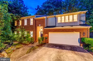 1709 Maple Hill Pl, Alexandria, VA 22302 - Photo 1