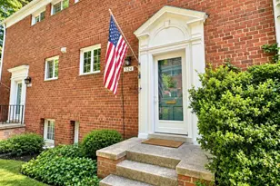 1524 Mt Eagle Pl, Alexandria, VA 22302 - Photo 1