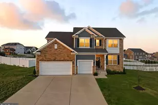 348 Tyson Dr, Berryville, VA 22611 - Photo 1