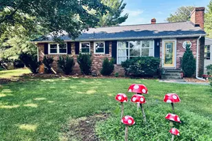 10843 Harry Byrd Hwy, Berryville, VA 22611 - Photo 1