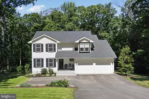 77 Balsam Ln, Bluemont, VA 20135 - Photo 1