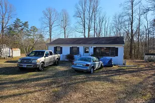 11489 Railroad Ln, Ruther Glen, VA 22546 - Photo 1