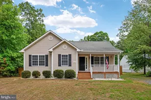 634 Clover Hill Dr, Ruther Glen, VA 22546 - Photo 1
