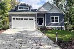 313 Edgehill Dr, Locust Grove, VA 22508 - Photo 1