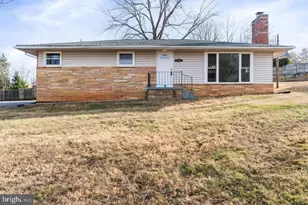 354 Berry St, Orange, VA 22960 - Photo 1