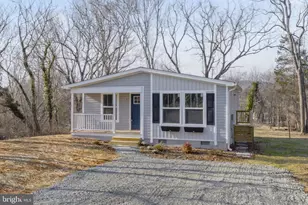 328 East St, Gordonsville, VA 22942 - Photo 1