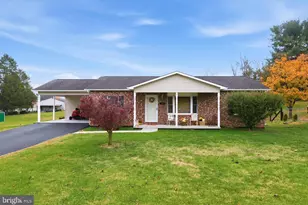 21 Greenfield Rd, Luray, VA 22835 - Photo 1