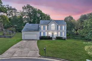 18865 Crossroads Ct, Triangle, VA 22172 - Photo 1