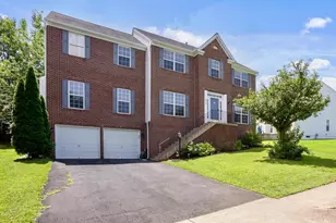5319 Daybreak Ln, Woodbridge, VA 22193 - Photo 1