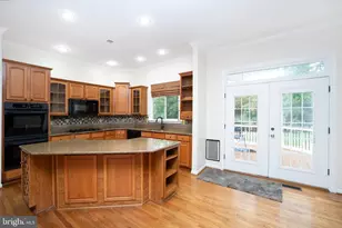 5662 Caribbean Ct, Haymarket, VA 20169 - Photo 17