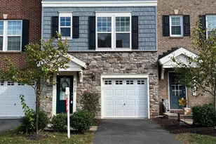 8429 Girvan Ct, Manassas, VA 20109 - Photo 1