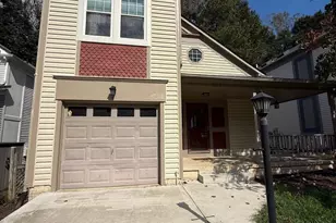 11973 Holly View Dr, Woodbridge, VA 22192 - Photo 1