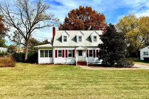 13411 Woodbridge St, Woodbridge, VA 22191 - Photo 1