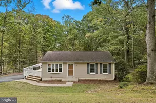 1403 Mercer Rd, Haymarket, VA 20169 - Photo 1
