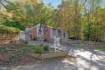 8115 King Arthurs Court, Manassas, VA 20112 - Photo 1