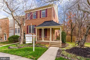 12165 Abbey Glen Ct, Woodbridge, VA 22192 - Photo 1
