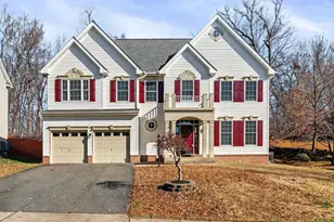 3313 Lady Catherine Cir, Triangle, VA 22172 - Photo 1