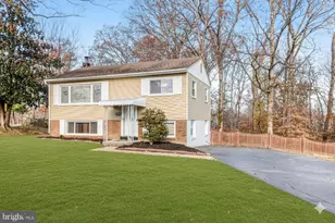 1916 Willow Ln, Woodbridge, VA 22191 - Photo 1