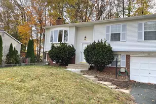 5597 Shannon Ct, Woodbridge, VA 22193 - Photo 1
