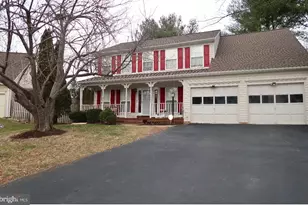 5366 Mansfield Ct, Woodbridge, VA 22193 - Photo 1