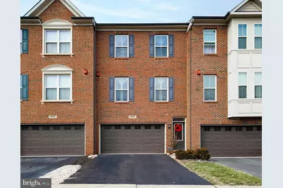 6824 William White Way, Haymarket, VA 20169 - Photo 1