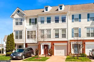 8116 Rainwater Cir, Manassas, VA 20111 - Photo 1