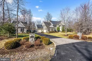 13210 Catharpin Valley Dr, Gainesville, VA 20155 - Photo 1