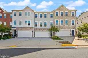 6851 Bryson Cir, Haymarket, VA 20169 - Photo 1