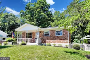 3806 Fortuna Ct, Woodbridge, VA 22193 - Photo 1