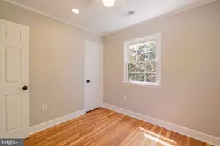 9922 Henrico St, Manassas, VA 20109 - Photo 7