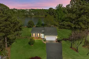 7821 Ontario Rd, Gainesville, VA 20155 - Photo 1