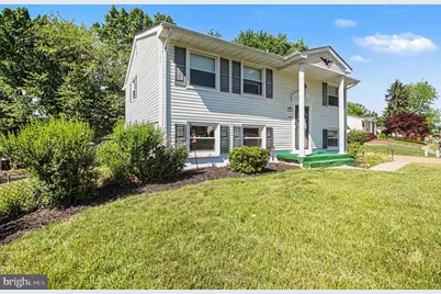 4401 Kentmore Drive, Woodbridge, VA 22193 - Photo 1