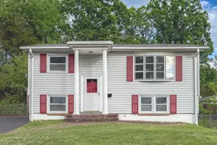 4413 Kenwood Dr, Woodbridge, VA 22193 - Photo 1