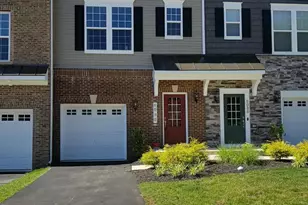 6090 Camerons Ferry Dr, Haymarket, VA 20169 - Photo 1